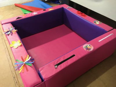 SENSORY BALL POND  optional  LIGHT / SPEAKER
