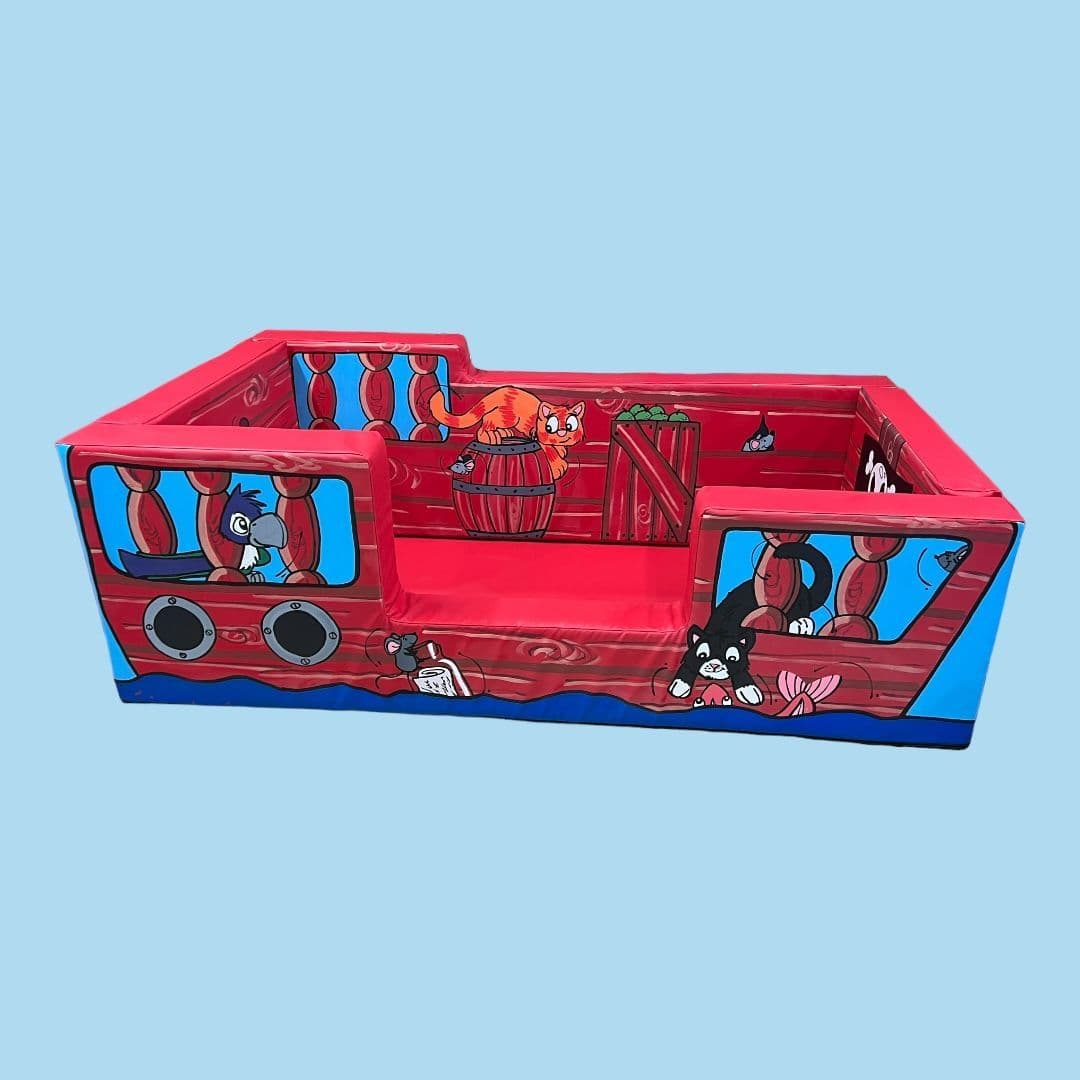 PIRATE BED SAFE SURROUND WITH ART WORK